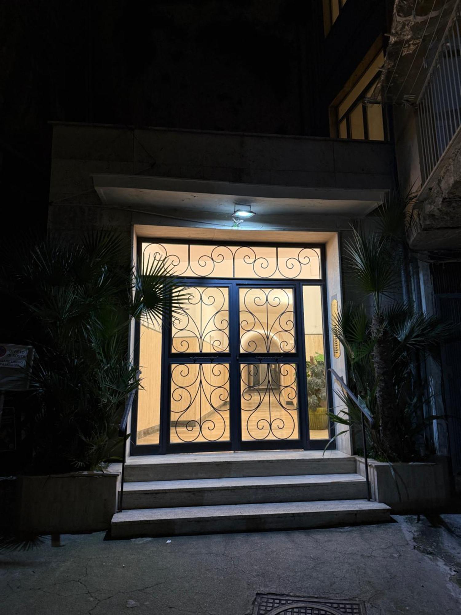 Amore Cuore Naples Exterior photo